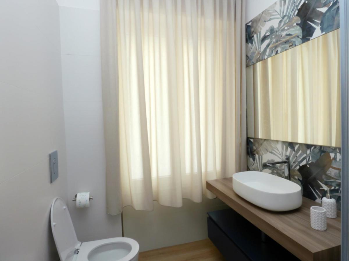 Salotto Vomero 7 Apartment